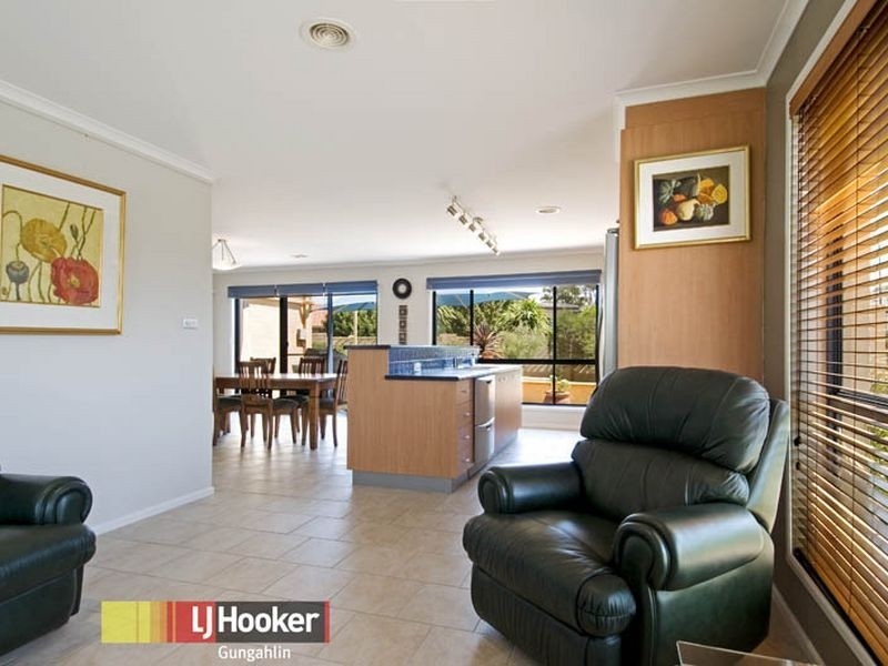 15 McHenry Street, Amaroo ACT 2914