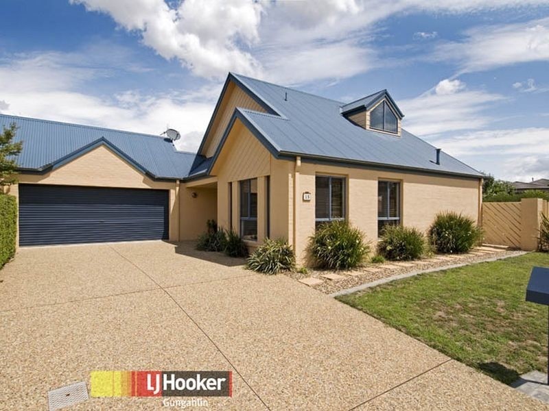 15 McHenry Street, Amaroo ACT 2914