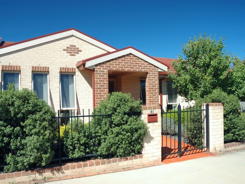 41 Sarre Street, Gungahlin ACT 2912