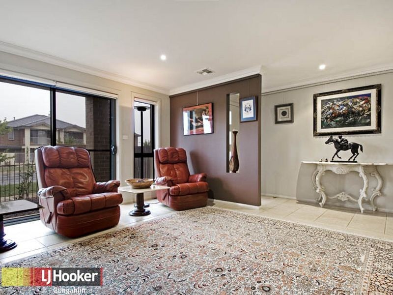 19 Moonlight Avenue, Harrison ACT 2914