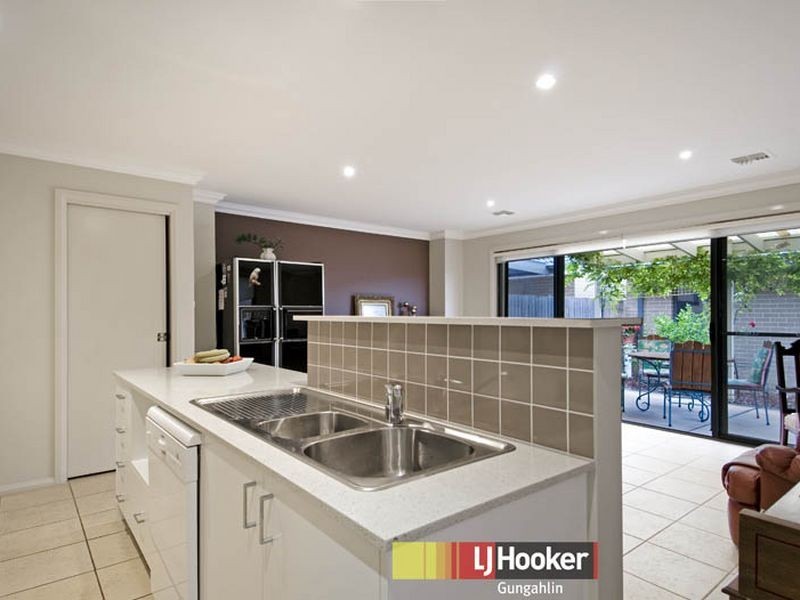 19 Moonlight Avenue, Harrison ACT 2914