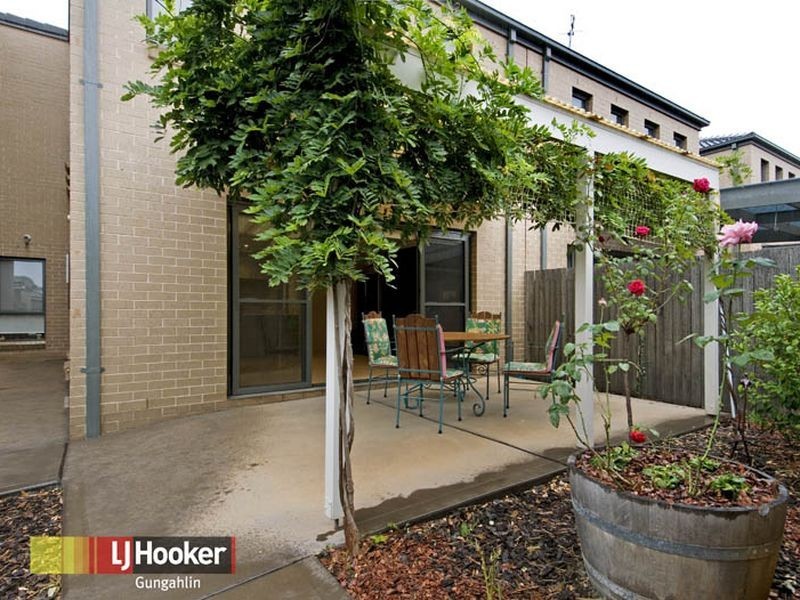 19 Moonlight Avenue, Harrison ACT 2914