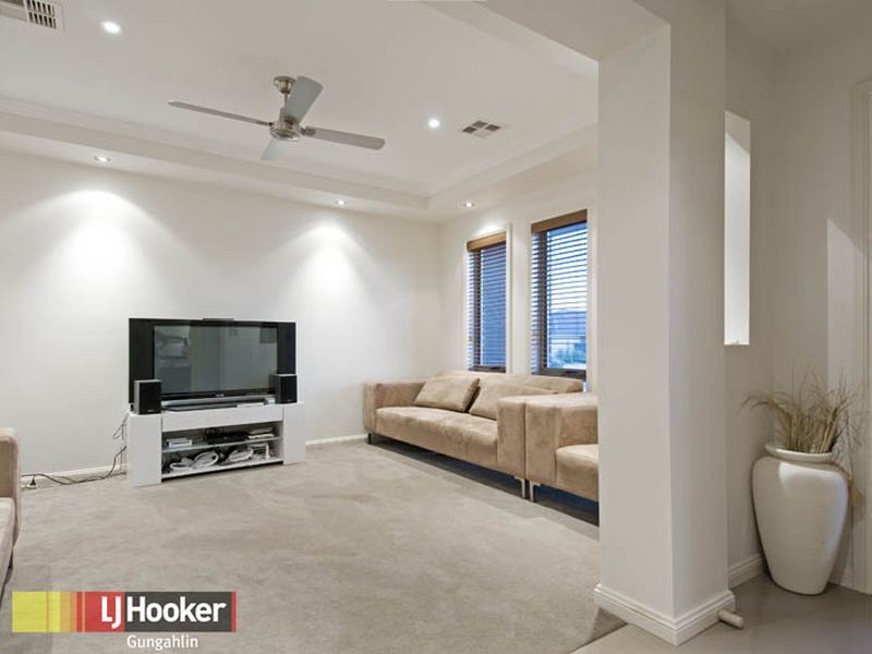 14 De Mole Street, Dunlop ACT 2615