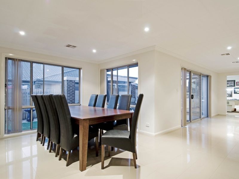 14 De Mole Street, Dunlop ACT 2615