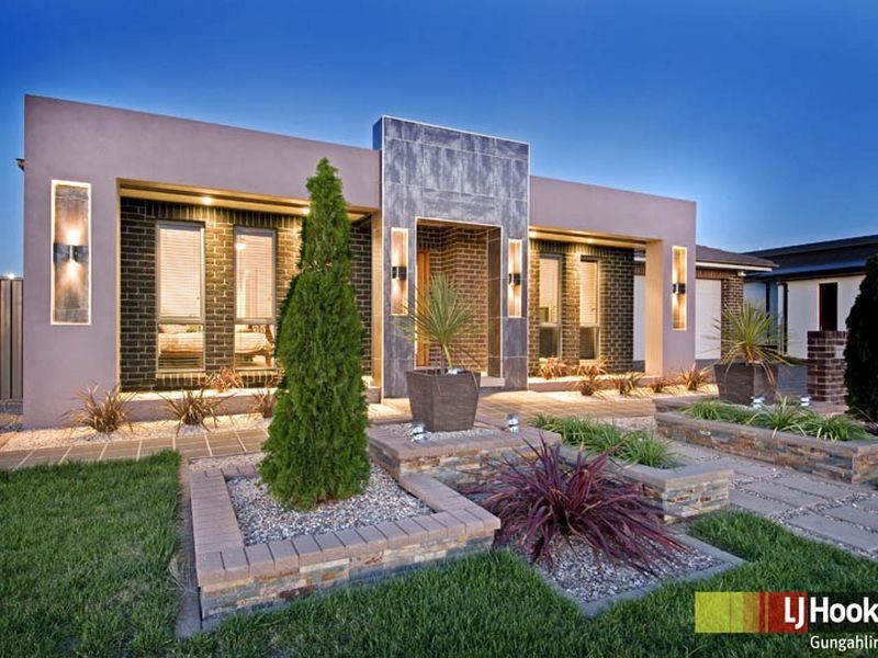 14 De Mole Street, Dunlop ACT 2615