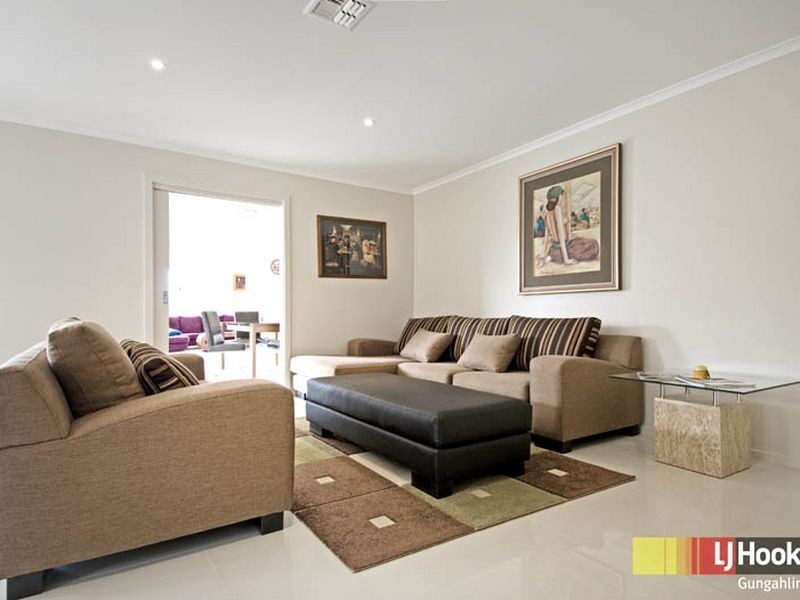 11 Nancy Cato Street, Franklin ACT 2913