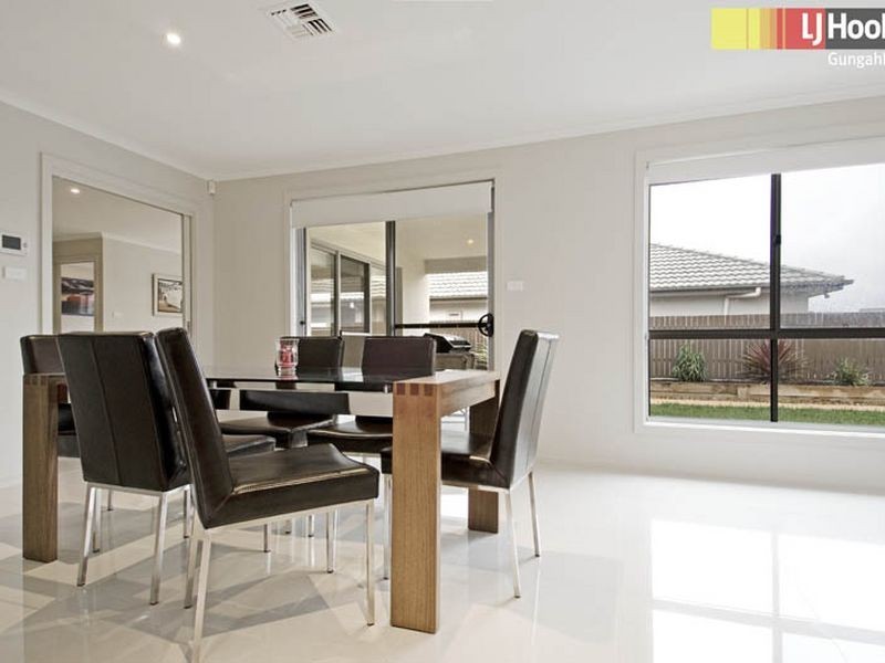 11 Nancy Cato Street, Franklin ACT 2913