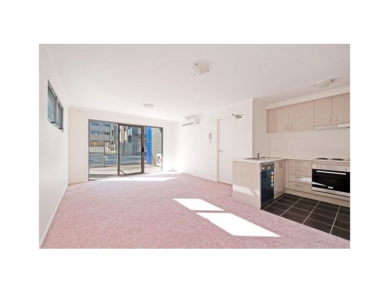 82/75 Elizabeth Jolley Street, Franklin ACT 2913