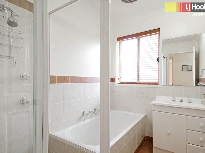 9 Lingiari Court, Ngunnawal ACT 2913