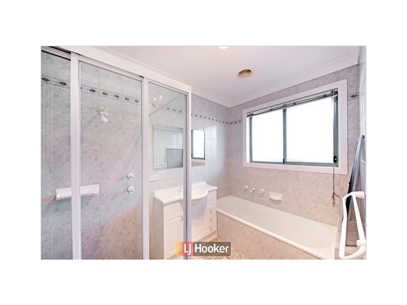 9 Star Close, Amaroo ACT 2914