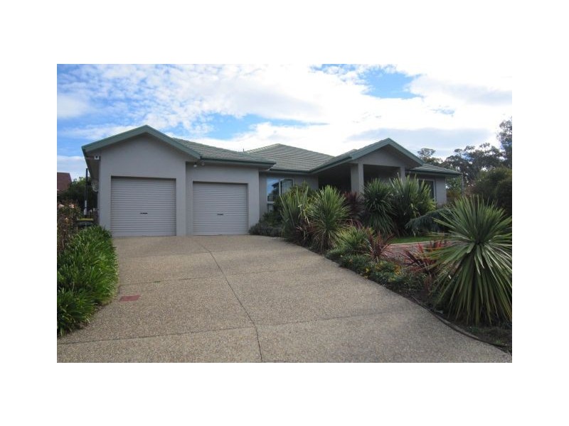 9 Hutcheon Place, Nicholls ACT 2913