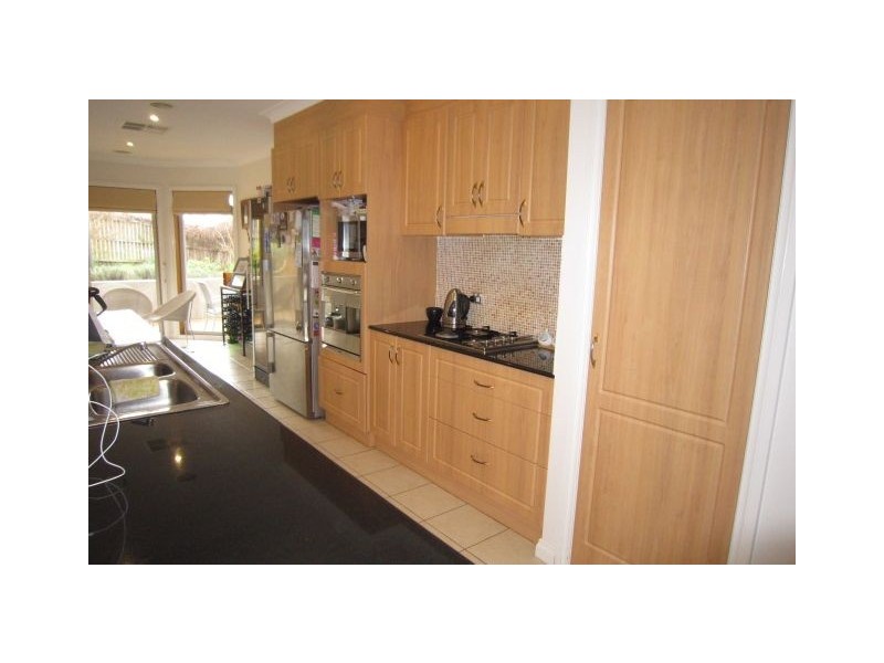 9 Hutcheon Place, Nicholls ACT 2913