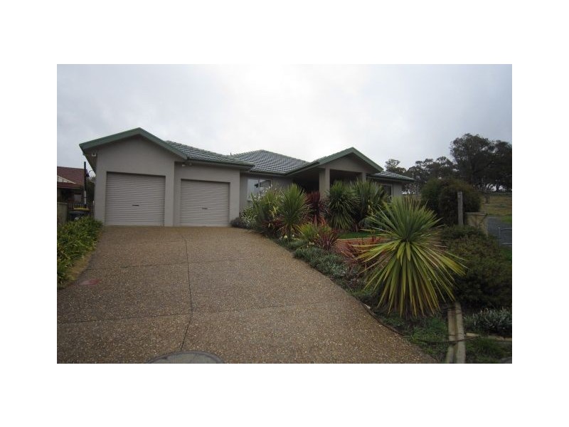 9 Hutcheon Place, Nicholls ACT 2913