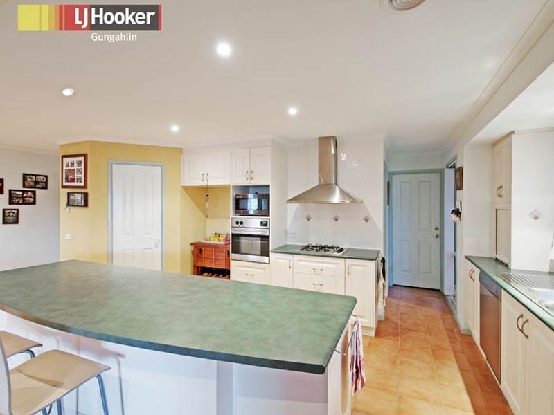98 Kelleway Avenue, Nicholls ACT 2913