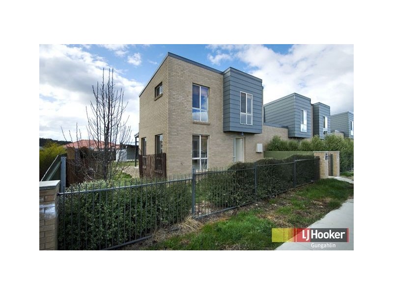 313 Anthony Rolfe Avenue, Gungahlin ACT 2912