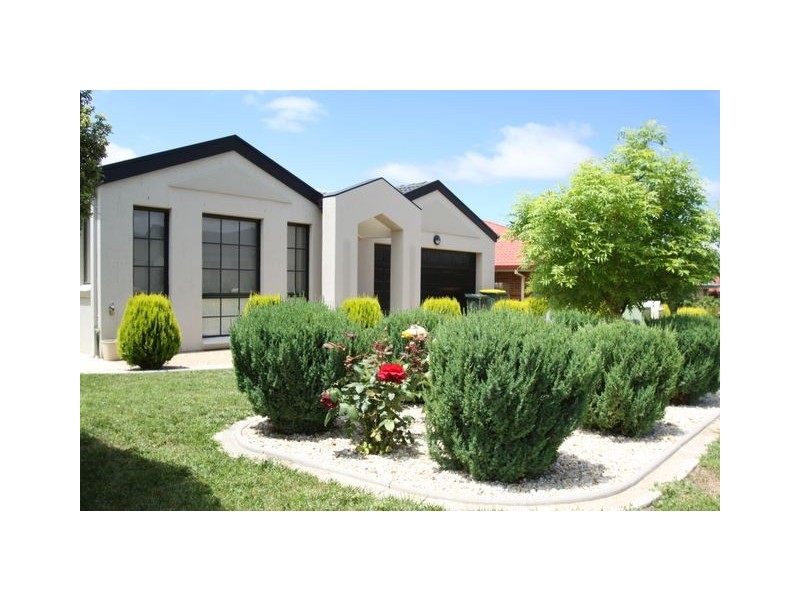 3 Heatherdale Street, Amaroo ACT 2914