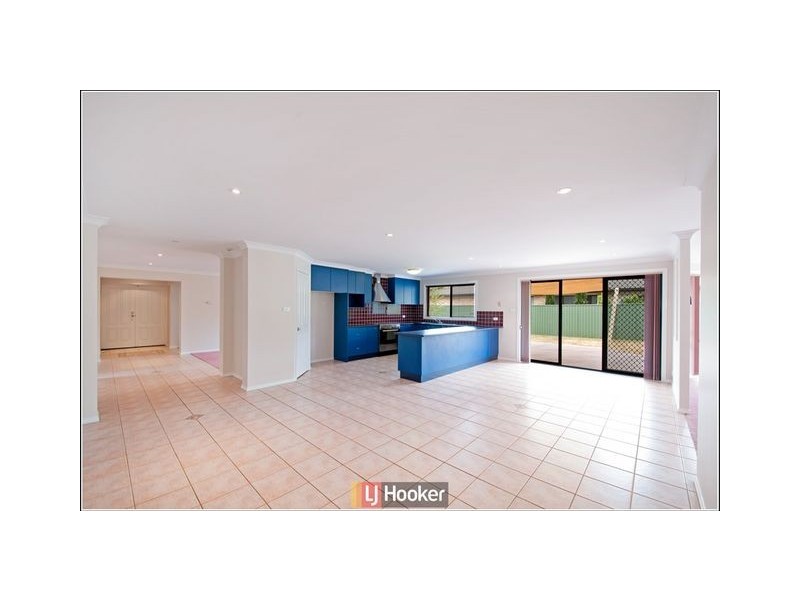 102 Katherine Avenue, Amaroo ACT 2914