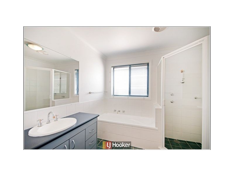 102 Katherine Avenue, Amaroo ACT 2914