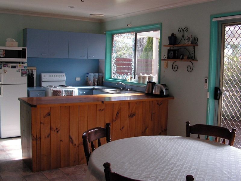 10 Whittell Crescent, Florey ACT 2615