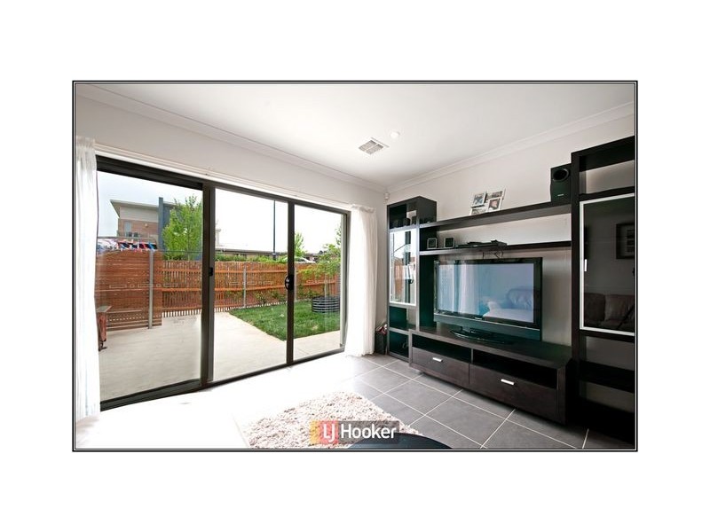 10/16 Neil Harris Crescent, Forde ACT 2914