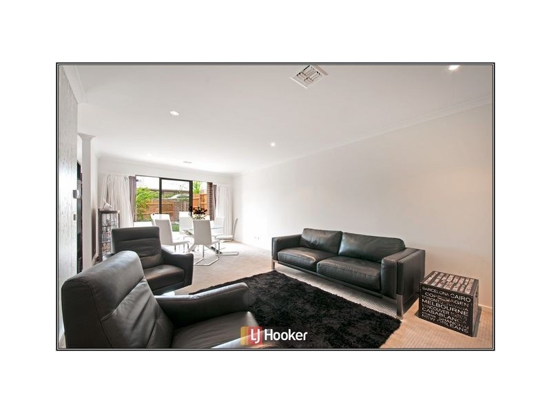 10/16 Neil Harris Crescent, Forde ACT 2914