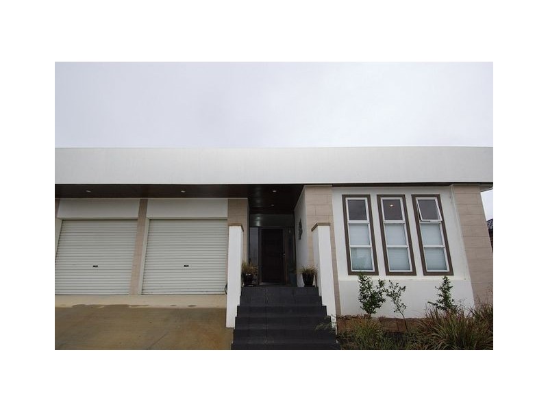 10 Carmody Street, Casey ACT 2913