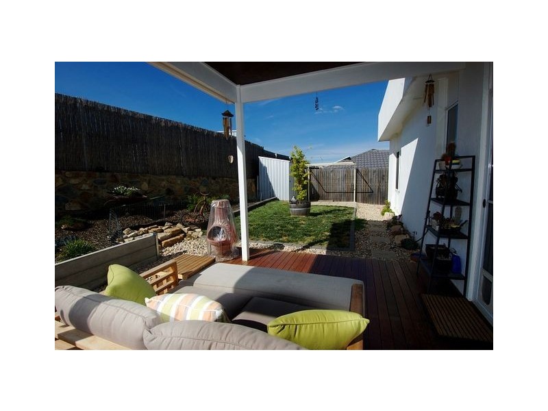 10 Carmody Street, Casey ACT 2913