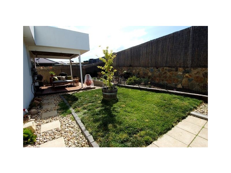 10 Carmody Street, Casey ACT 2913