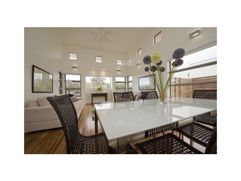 12 Barratta Street, Crace ACT 2911