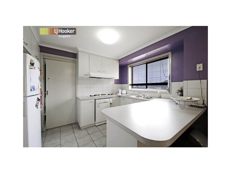 8 Buru Close, Ngunnawal ACT 2913