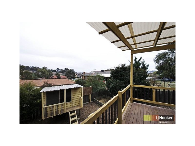8 Buru Close, Ngunnawal ACT 2913