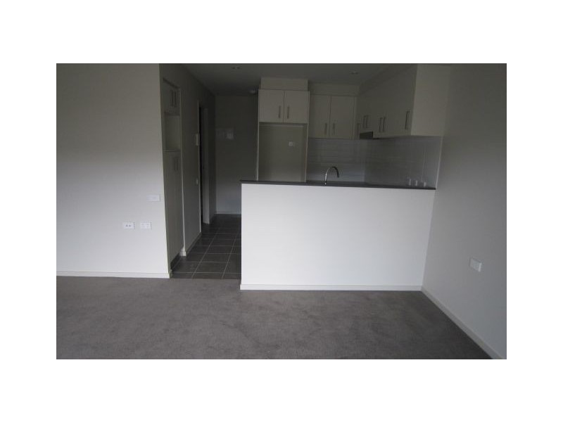 104/104 Henry Kendall Street, Franklin ACT 2913