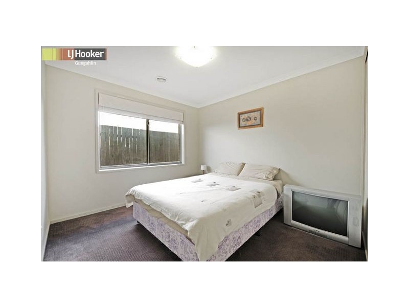 2 Triton Street, Dunlop ACT 2615