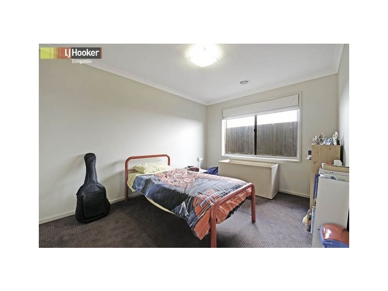 2 Triton Street, Dunlop ACT 2615