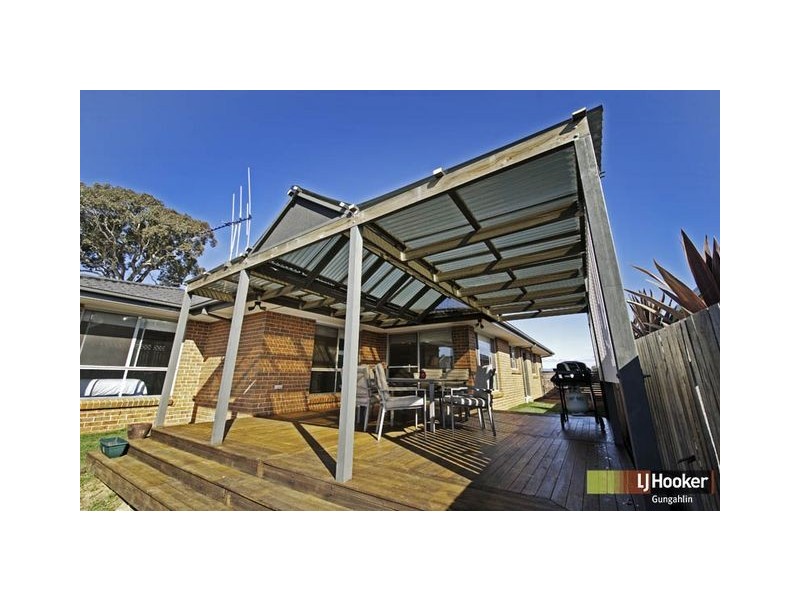 2 Triton Street, Dunlop ACT 2615