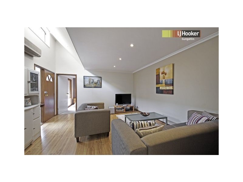 8/7 Bamir Square, Ngunnawal ACT 2913