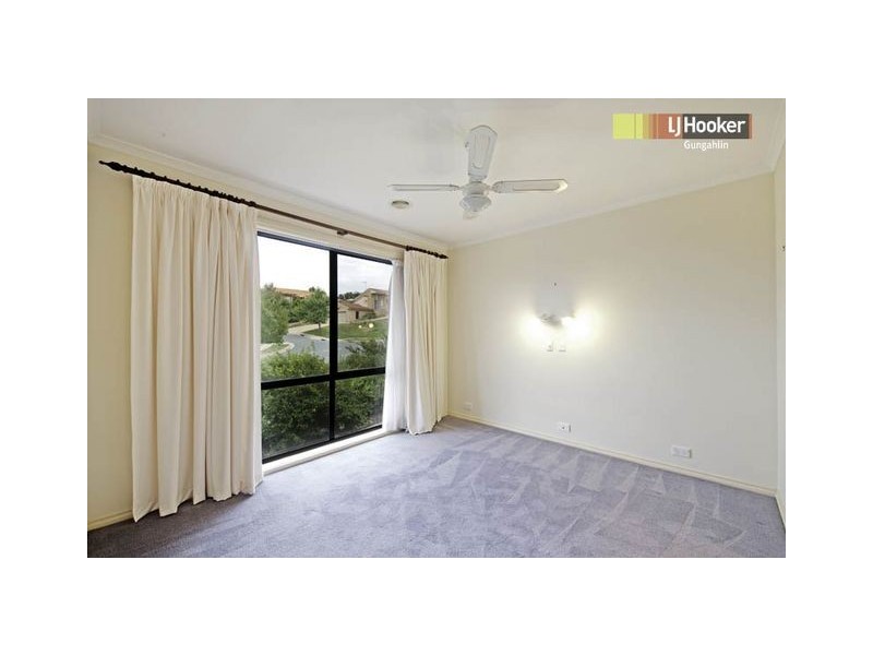 1/6 Burrumarra Avenue, Ngunnawal ACT 2913