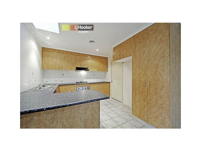 1/6 Burrumarra Avenue, Ngunnawal ACT 2913