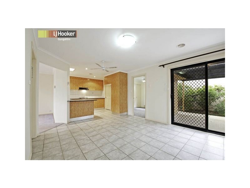 1/6 Burrumarra Avenue, Ngunnawal ACT 2913