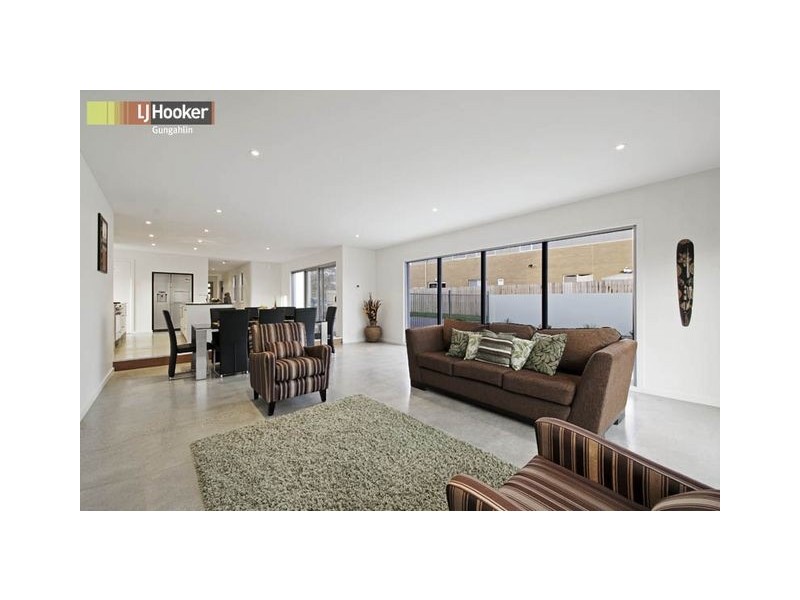 25 Eric Wright Street, Forde ACT 2914