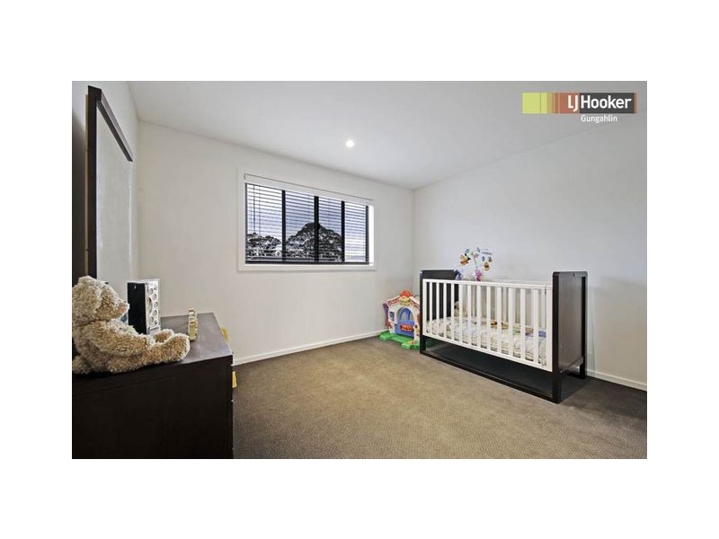 25 Eric Wright Street, Forde ACT 2914