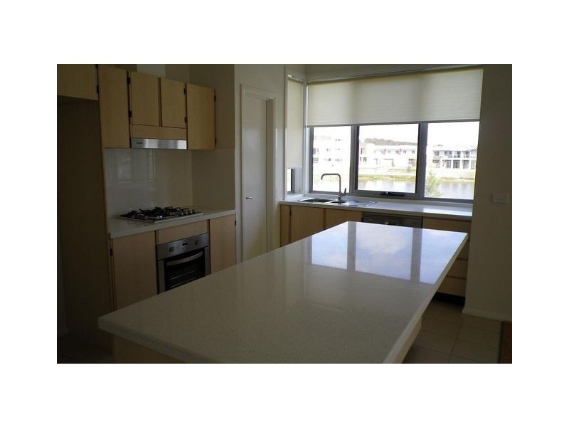 1/30 Tom Nicholus Crescent, Forde ACT 2914