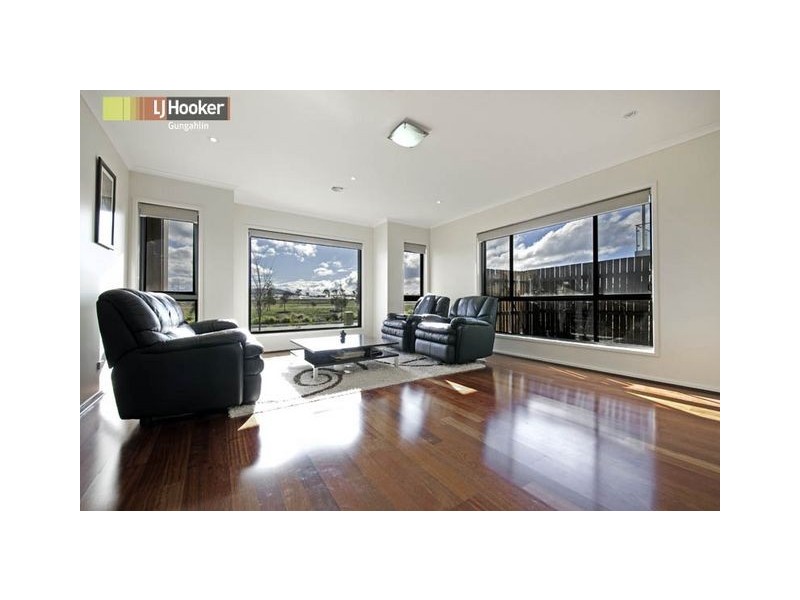 22 Helen Leonard Crescent, Forde ACT 2914