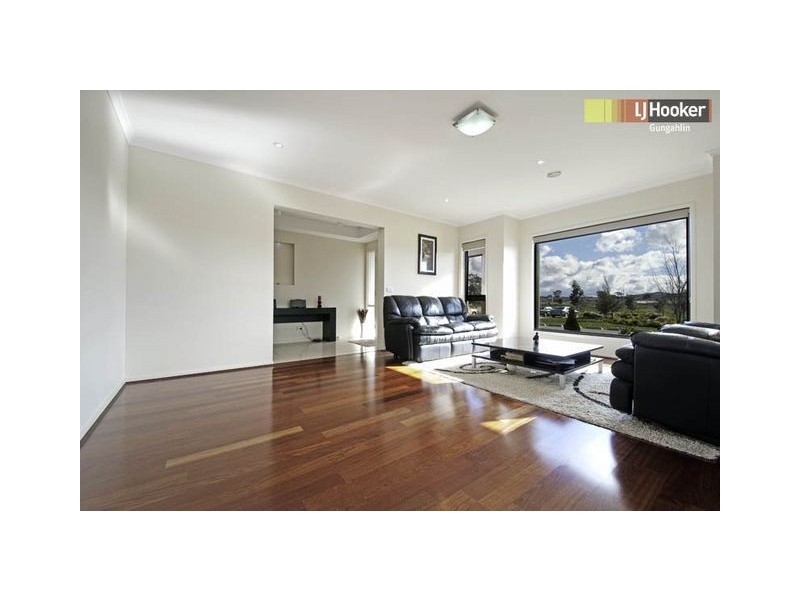 22 Helen Leonard Crescent, Forde ACT 2914