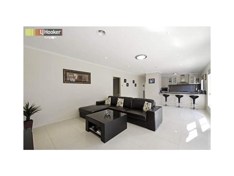 22 Helen Leonard Crescent, Forde ACT 2914