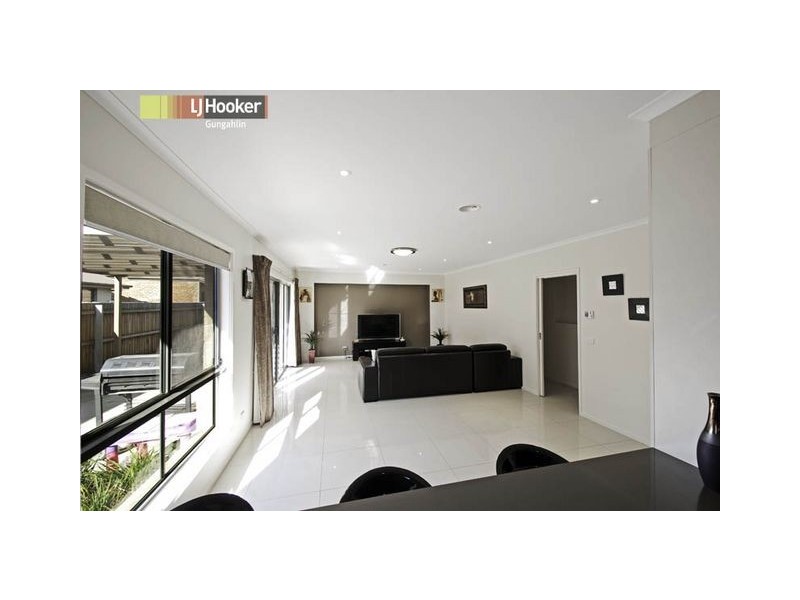 22 Helen Leonard Crescent, Forde ACT 2914