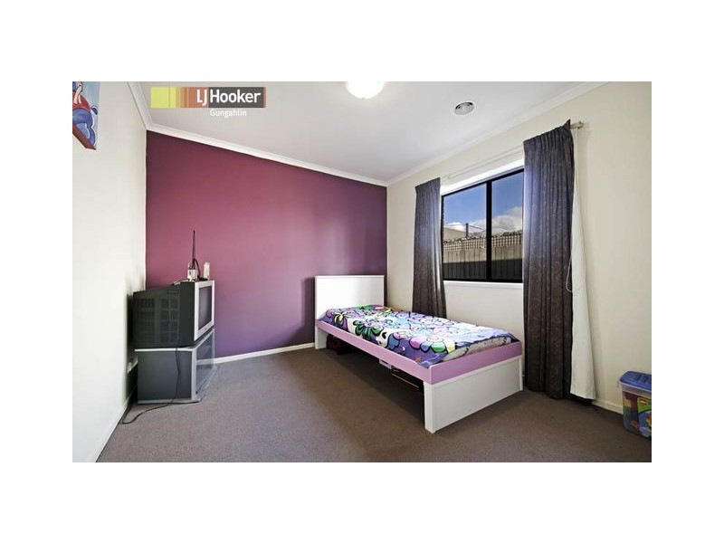 22 Helen Leonard Crescent, Forde ACT 2914