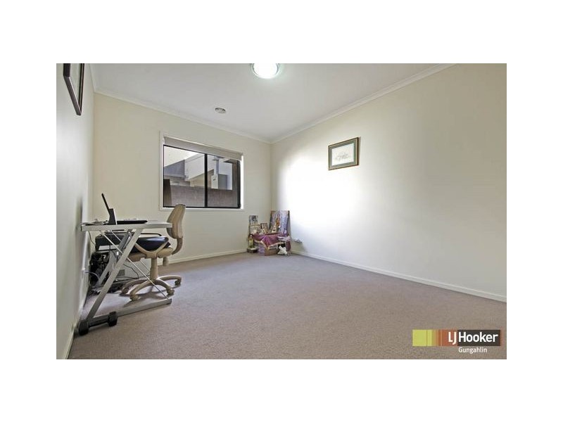 22 Helen Leonard Crescent, Forde ACT 2914
