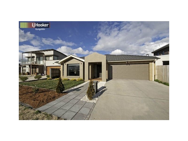 22 Helen Leonard Crescent, Forde ACT 2914
