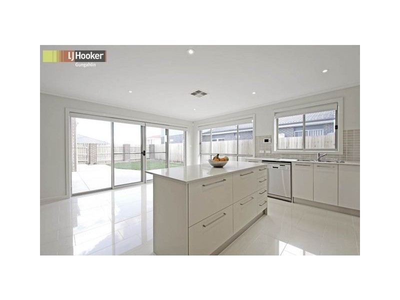 28 Oodgeroo Avenue, Franklin ACT 2913